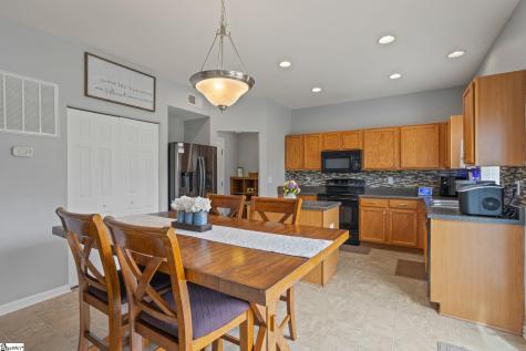 107 Castleton Circle Boiling Springs SC 29316