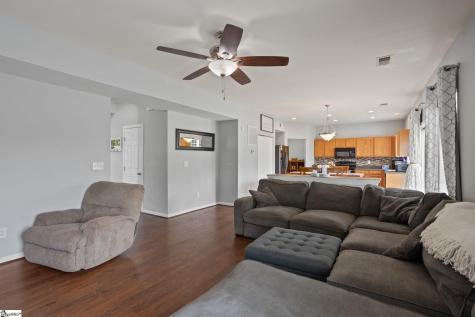 107 Castleton Circle Boiling Springs SC 29316