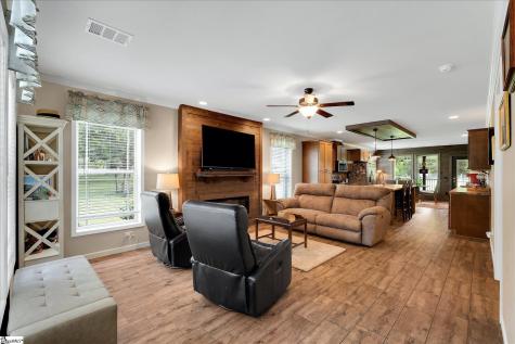 412 Simms School Road Central SC 29630