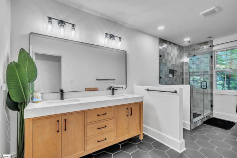 413 Mohawk Drive Greenville SC 29609
