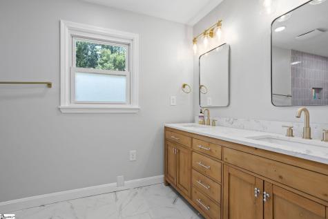 28 Buena Vista Avenue Greenville SC 29607