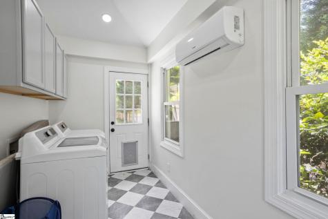 28 Buena Vista Avenue Greenville SC 29607