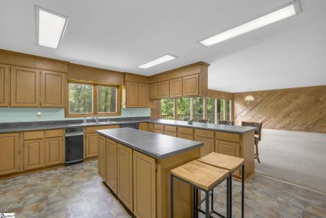 2109 Moorefield Memorial Highway Pickens SC 29671