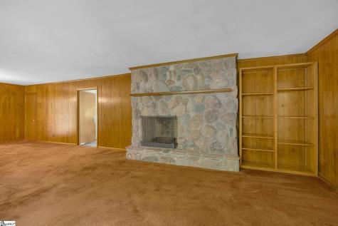 2109 Moorefield Memorial Highway Pickens SC 29671