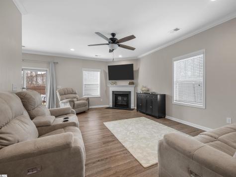 311 Rossmoor Court Duncan SC 29334