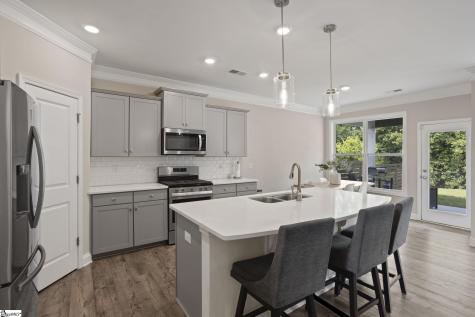 154 Pelham Glen Way Greer SC 29651