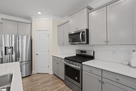 154 Pelham Glen Way Greer SC 29651