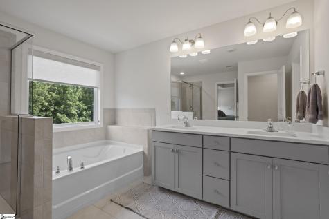 154 Pelham Glen Way Greer SC 29651