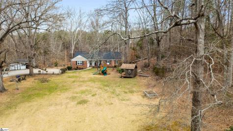 5754 Highway 20 Donalds SC 29638