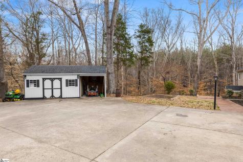 5754 Highway 20 Donalds SC 29638