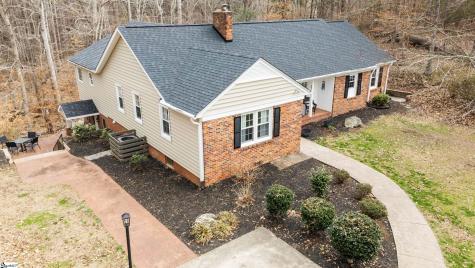 5754 Highway 20 Donalds SC 29638