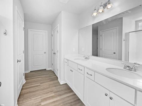 108 W Compass Way Easley SC 29640