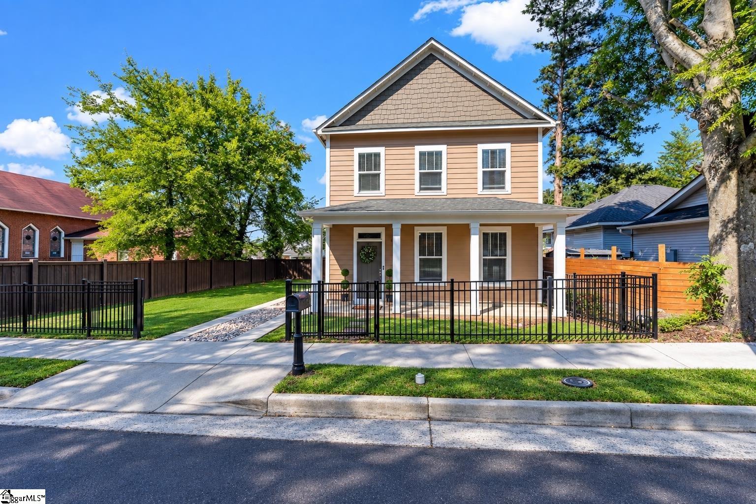 305 Pine Street Greenville SC 29601