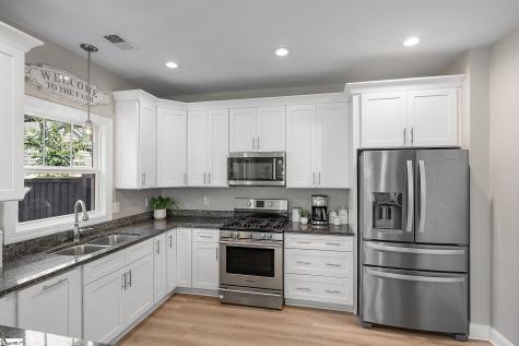 305 Pine Street Greenville SC 29601