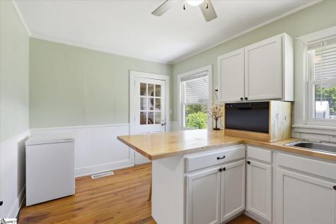 301 Pecan Drive Calhoun Falls SC 29628