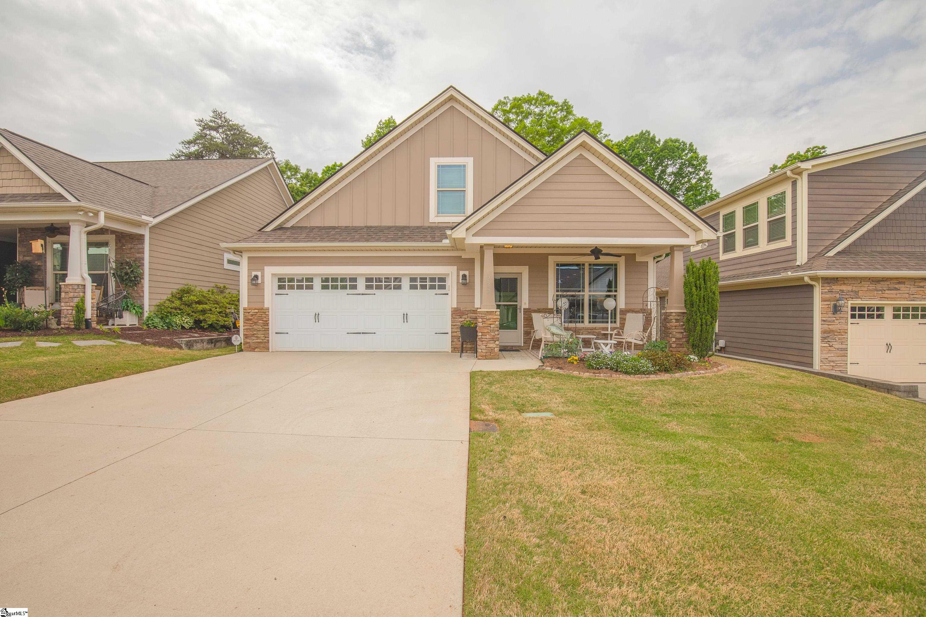 237 Henrydale Drive Easley SC 29642