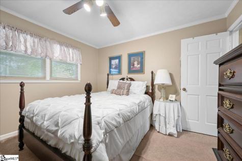 103 Hollymont Court Simpsonville SC 29681