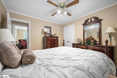 103 Hollymont Court Simpsonville SC 29681