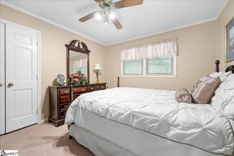 103 Hollymont Court Simpsonville SC 29681