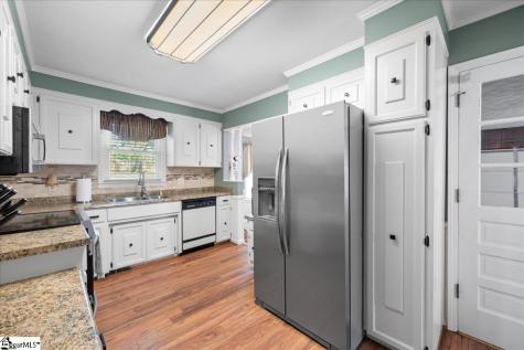 103 Hollymont Court Simpsonville SC 29681