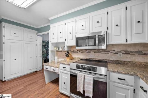 103 Hollymont Court Simpsonville SC 29681