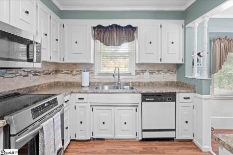 103 Hollymont Court Simpsonville SC 29681