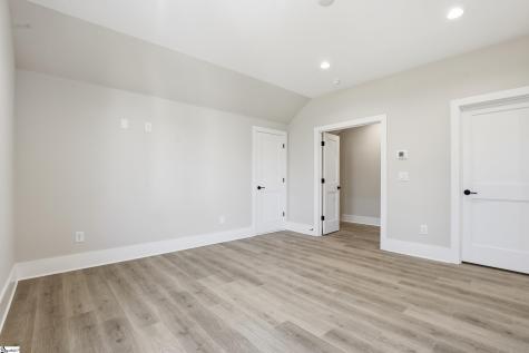 75 Mcneil Court Greenville SC 29609