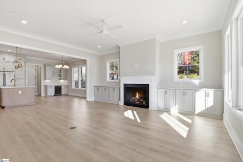 75 Mcneil Court Greenville SC 29609