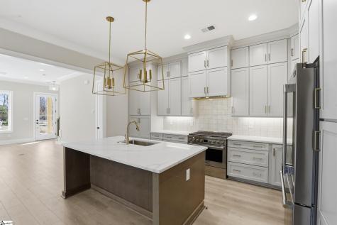 75 Mcneil Court Greenville SC 29609