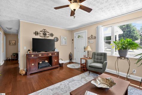 37 Crestmore Drive Greenville SC 29611