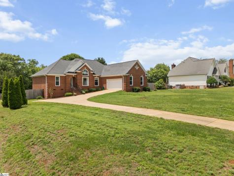 221 Sharon Drive Greer SC 29651