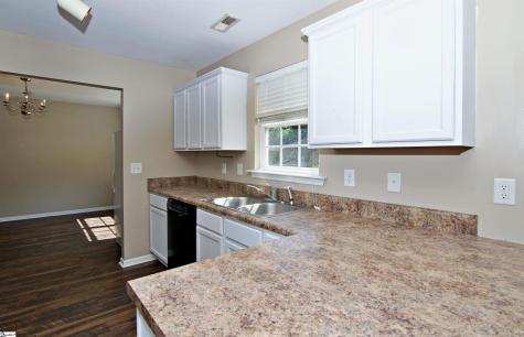 305 N Chestnut Street Seneca SC 29678