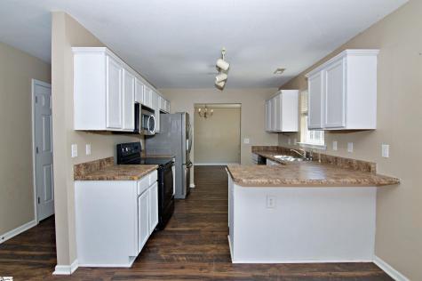 305 N Chestnut Street Seneca SC 29678