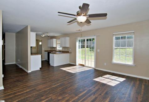 305 N Chestnut Street Seneca SC 29678
