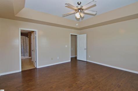 305 N Chestnut Street Seneca SC 29678