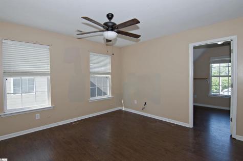 305 N Chestnut Street Seneca SC 29678