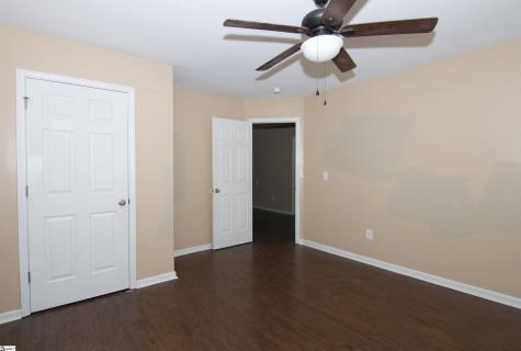 305 N Chestnut Street Seneca SC 29678