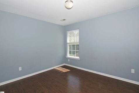 305 N Chestnut Street Seneca SC 29678
