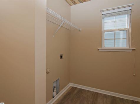 305 N Chestnut Street Seneca SC 29678