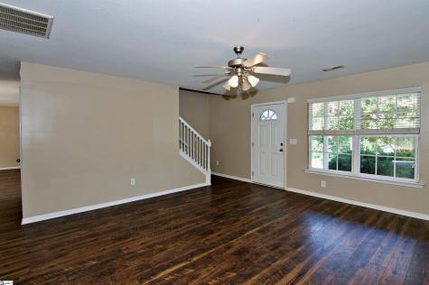 305 N Chestnut Street Seneca SC 29678