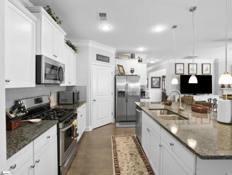 965 Deepwood Court Boiling Springs SC 29316