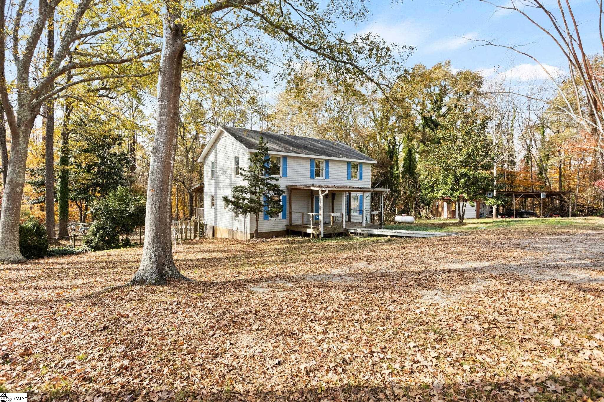 1441 Deck Road Gray Court SC 29645