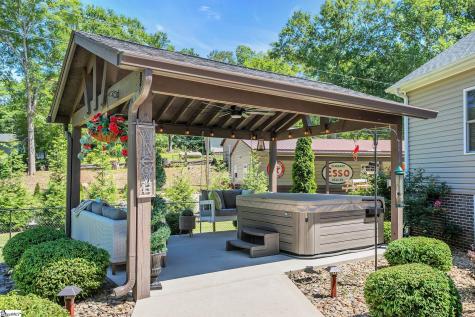 6 Phillips Drive Travelers Rest SC 29690