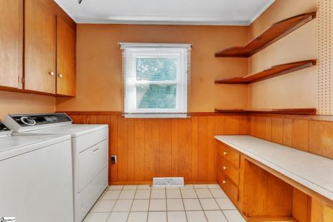 222 Hillcrest Circle Anderson SC 29624