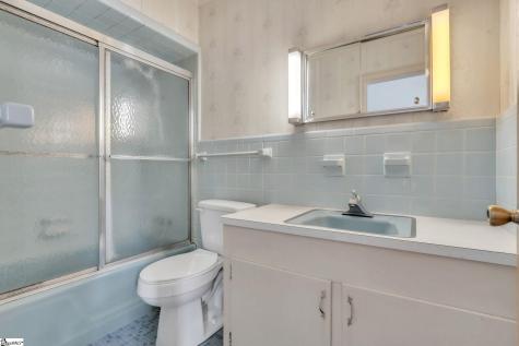 222 Hillcrest Circle Anderson SC 29624