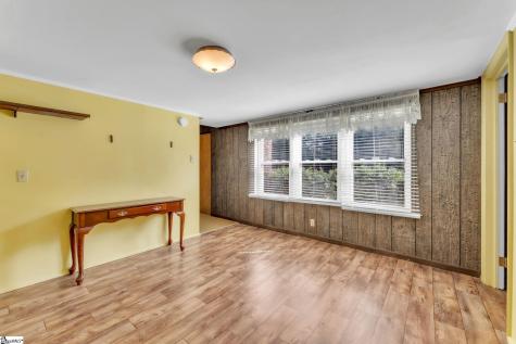 222 Hillcrest Circle Anderson SC 29624