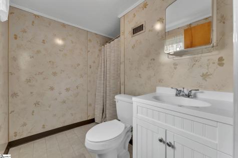 222 Hillcrest Circle Anderson SC 29624