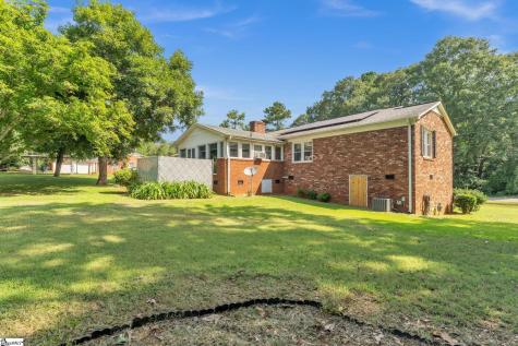222 Hillcrest Circle Anderson SC 29624