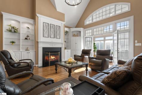 137 Clearcreek Drive Boiling Springs SC 29316