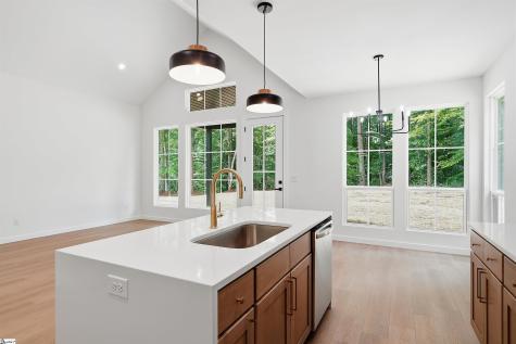 2845 Melvin Hill Road Campobello SC 29322